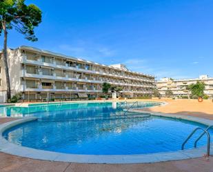 Swimming pool of Flat for sale in Cambrils  with Air Conditioner, Heating and Private garden