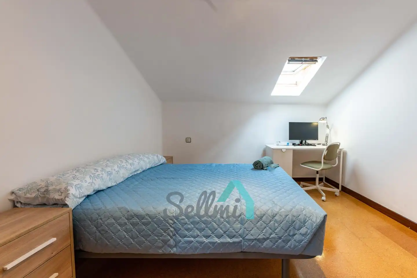 Flat for rent in De Gloria Fuertes, Masip