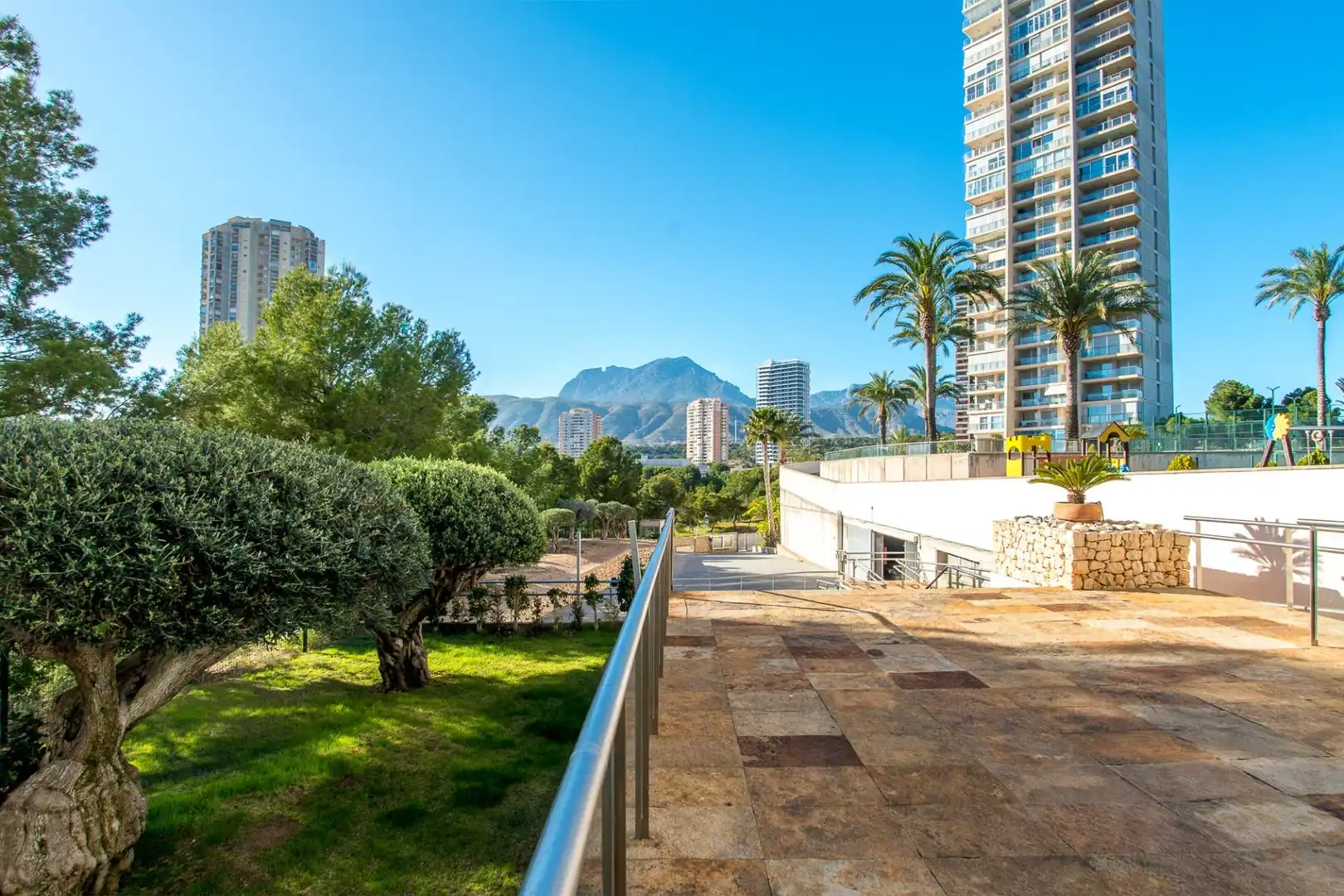 Piso con terraza en venta en Via Parque, imagen 8