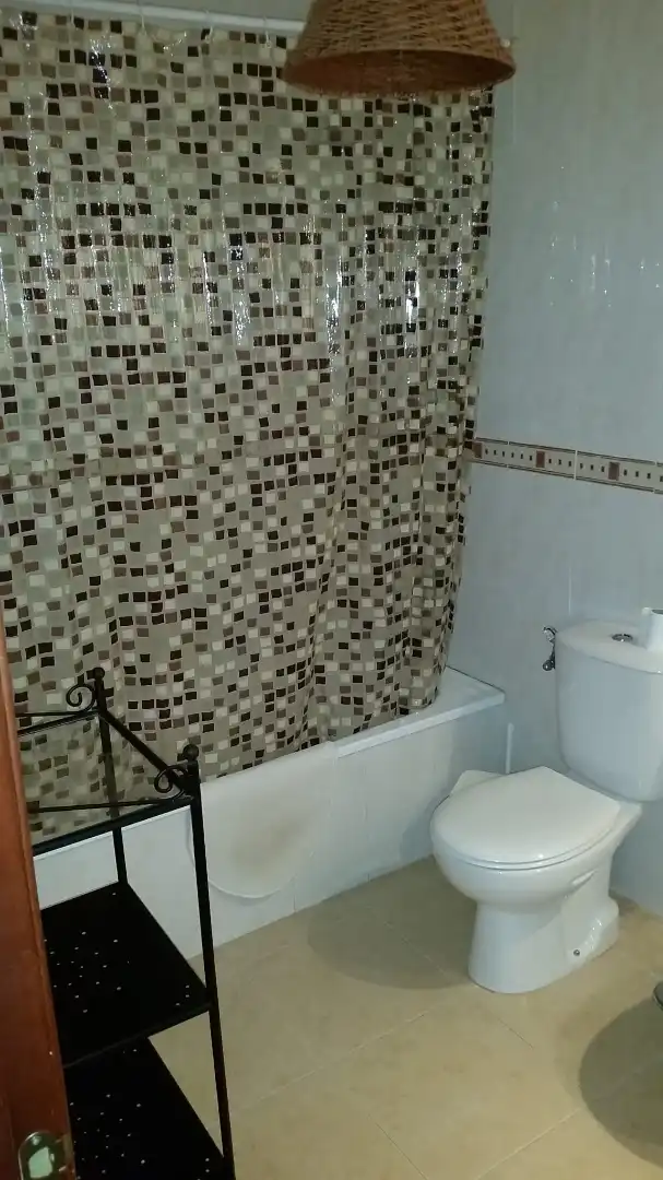 Baño de Piso en venta en Prado del Rey con Terraza, Trastero y Amueblado