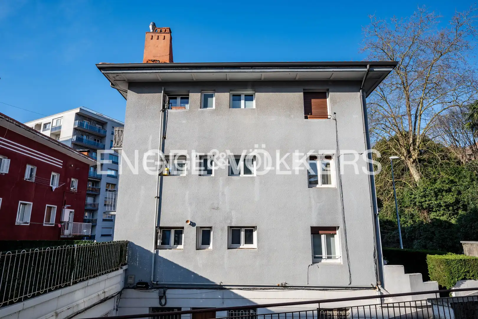 Vista exterior de Piso en venta en Donostia - San Sebastián  con Calefacción, Parquet y Balcón