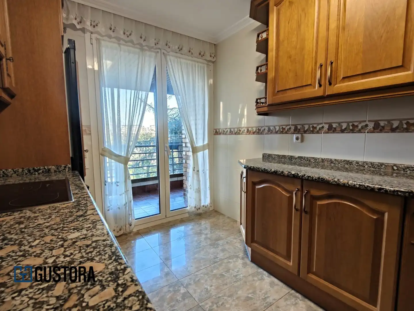 Cocina de Piso en venta en Donostia - San Sebastián  con Calefacción, Terraza y Trastero