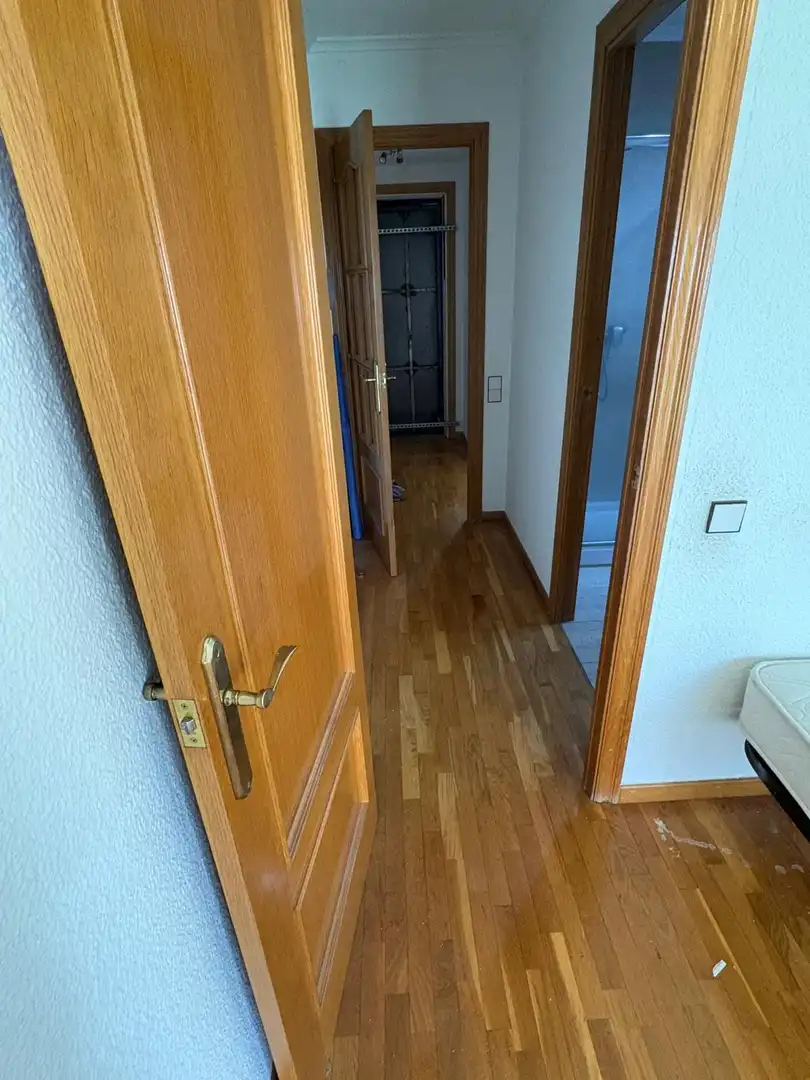 Wohnung zum Verkauf in Sabadell mit Klimaanlage und Terrasse