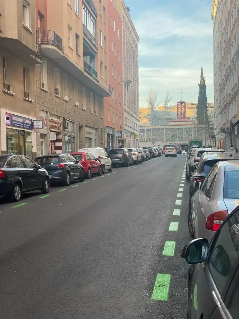 Aparcament de Apartament de lloguer en Madrid amb Aire condicionat, Calefacció i Parquet