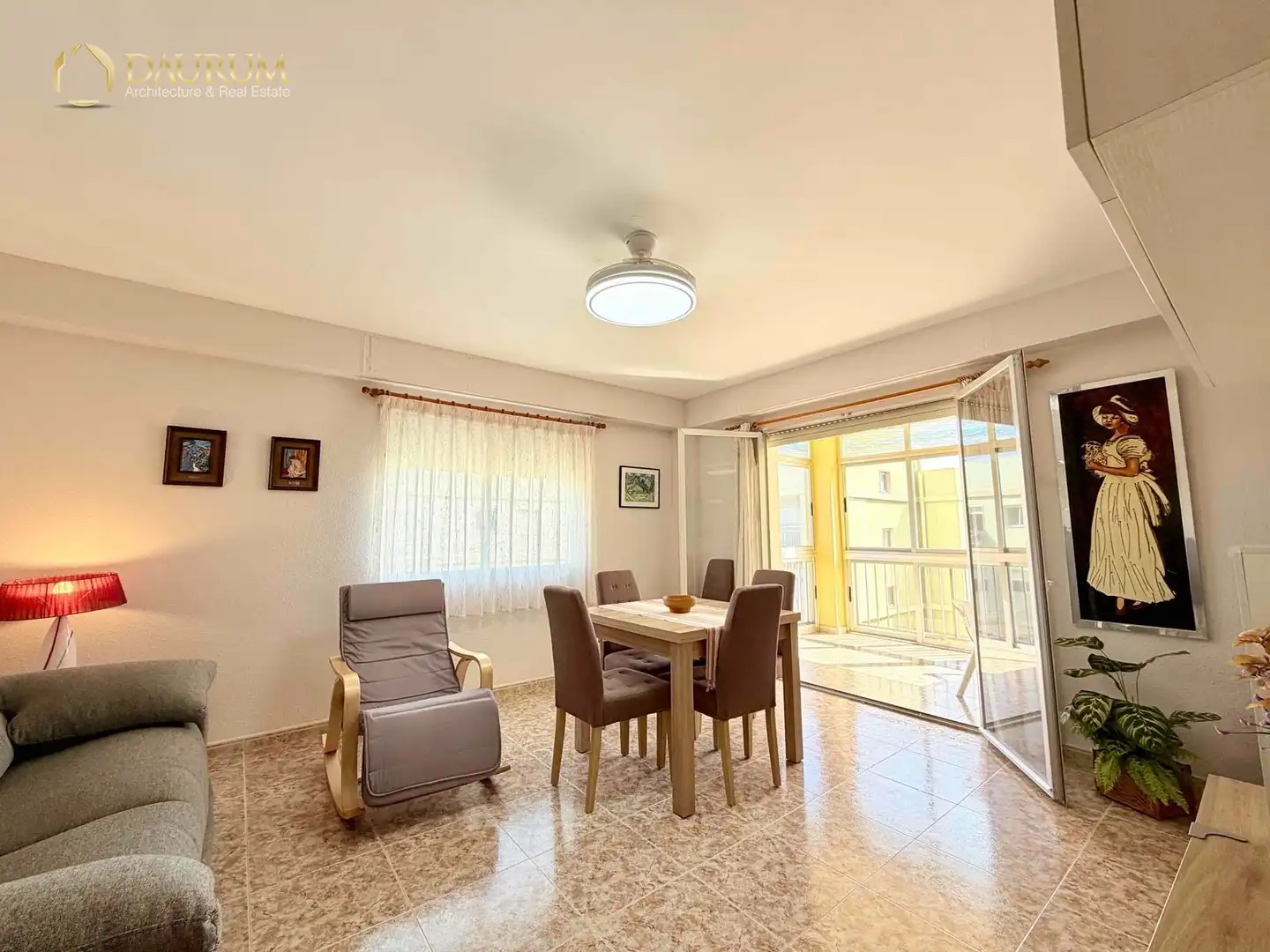 Comedor de Piso en venta en Sueca con Terraza y Amueblado