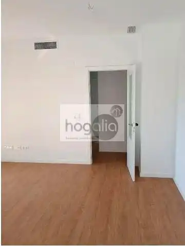 Flat with pool to rent in Bellavista - La Palmera, imagen 13