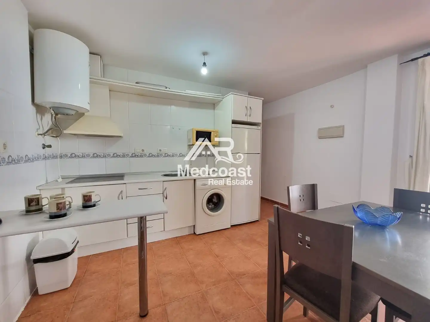 Cocina de Piso de alquiler en Vera con Terraza, Piscina y Amueblado