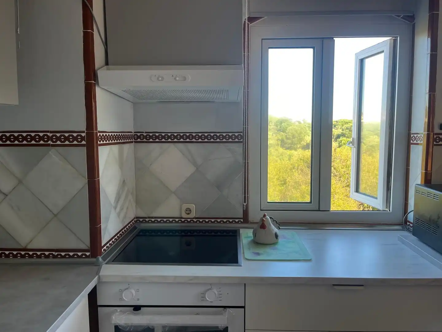 Küche von Maisonette zur Miete in El Puerto de Santa María mit Klimaanlage, Terrasse und Möbliert