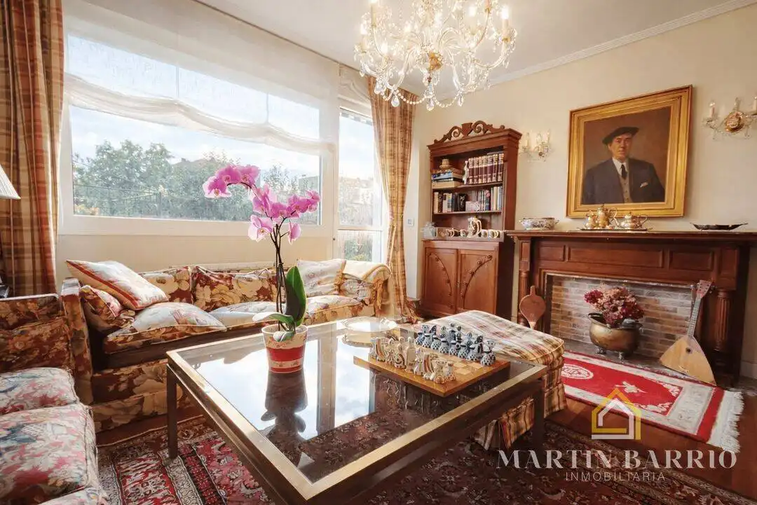 Sala de estar de Piso en venta en Getxo  con Aire acondicionado, Calefacción y Jardín privado