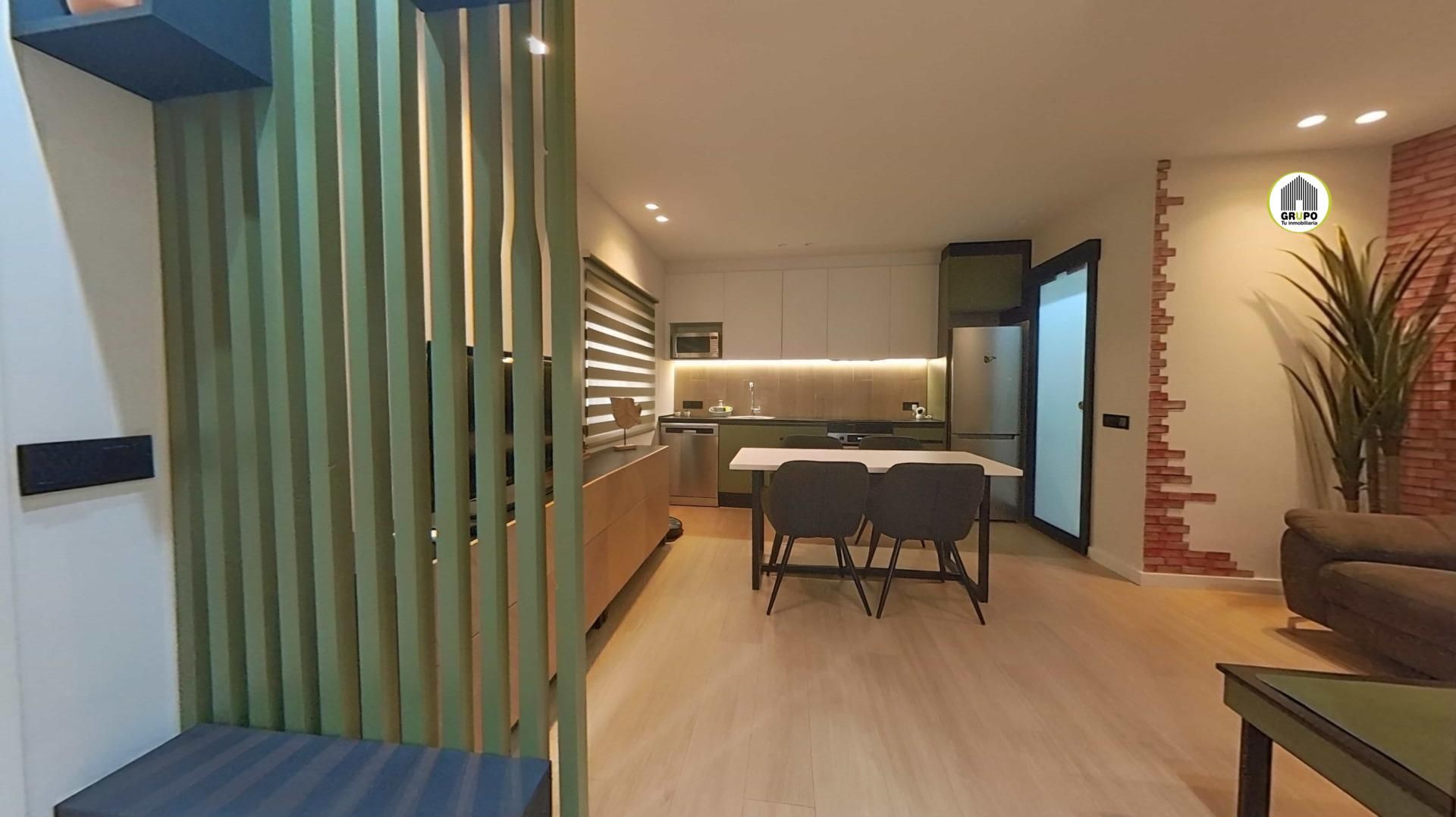 Kitchen of Planta baja for sale in Cornellà de Llobregat  with Air Conditioner and Furnished