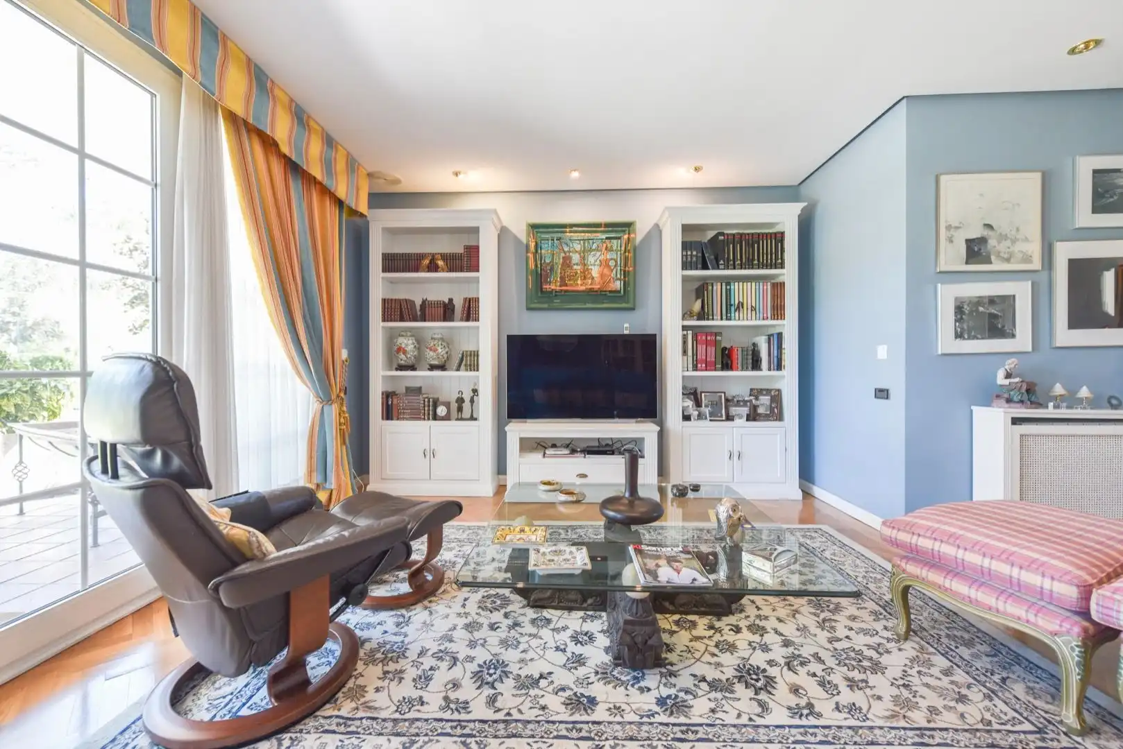 Sala de estar de Casa o chalet en venta en Tordesillas con Calefacción, Jardín privado y Parquet