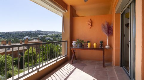 Foto 5 de Apartamento en venta en Benatalaya, Estepona