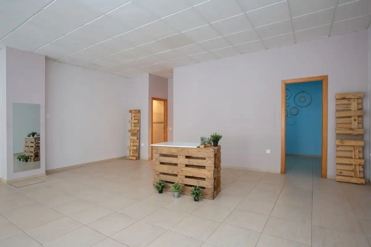 Local commercial à vendre à Ausias March, imagen 4