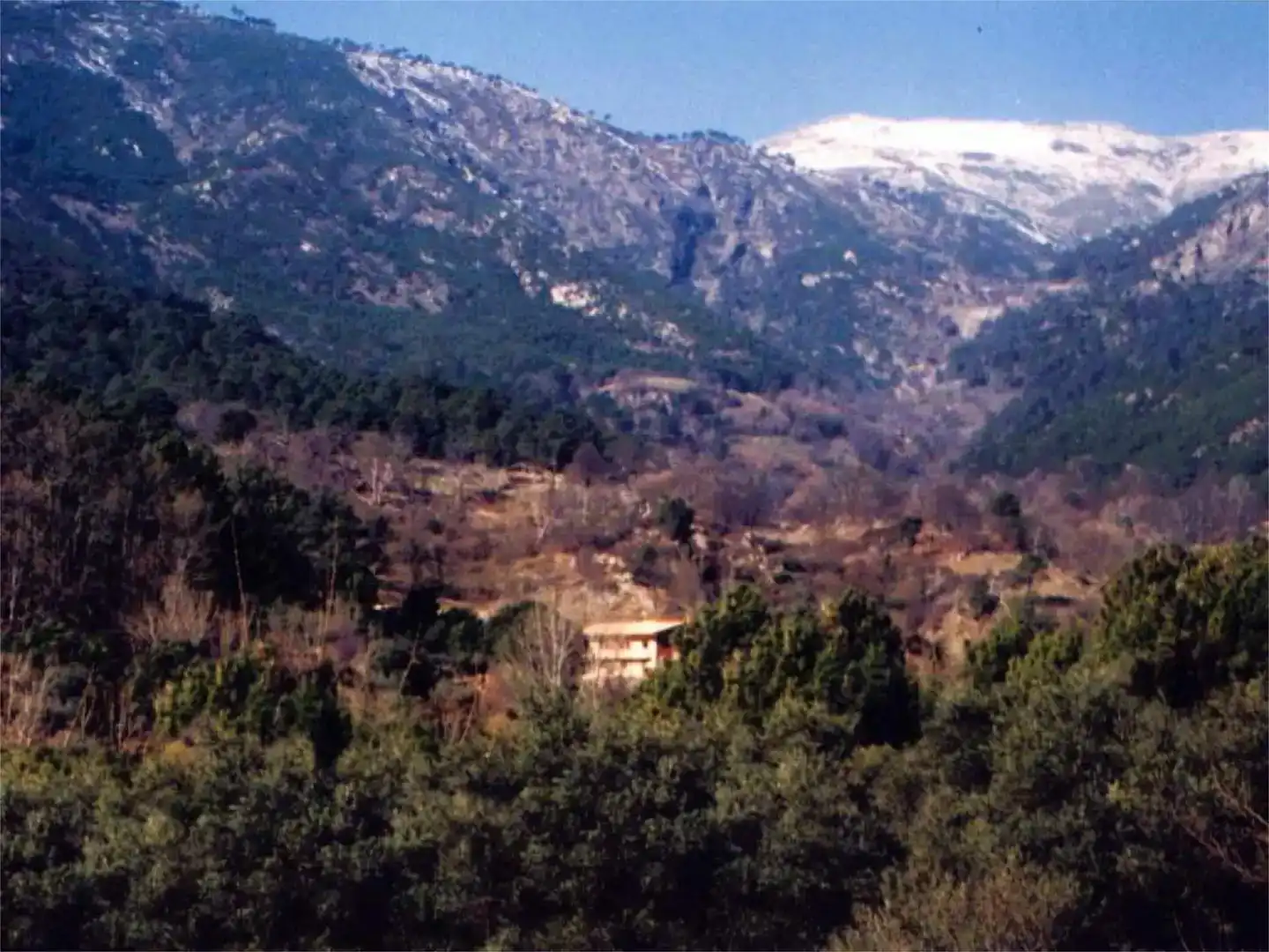 Vista exterior de Finca rústica en venta en Gavilanes con Jardín privado, Trastero y Amueblado