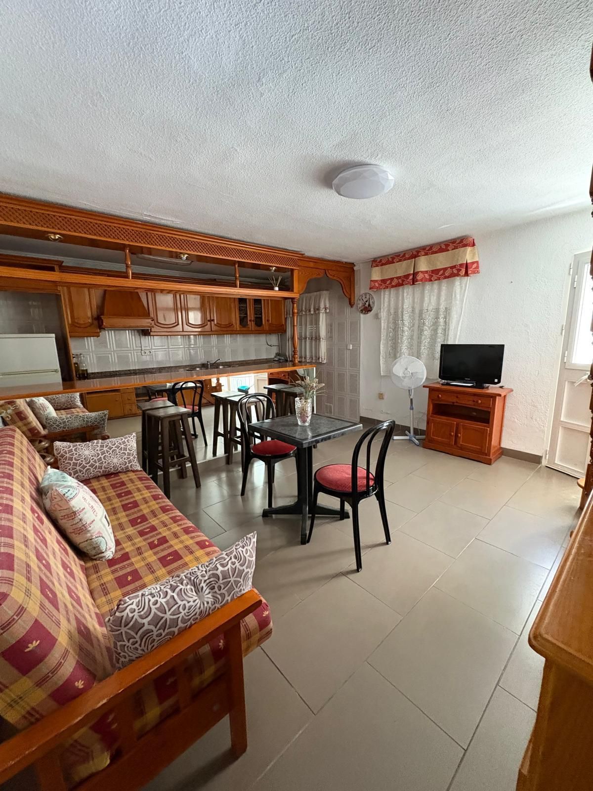 Cuina de Casa o xalet en venda en Vélez-Málaga amb Terrassa