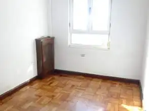 Schlafzimmer von Wohnung zur Miete in Gijón  mit Heizung und Abstellraum