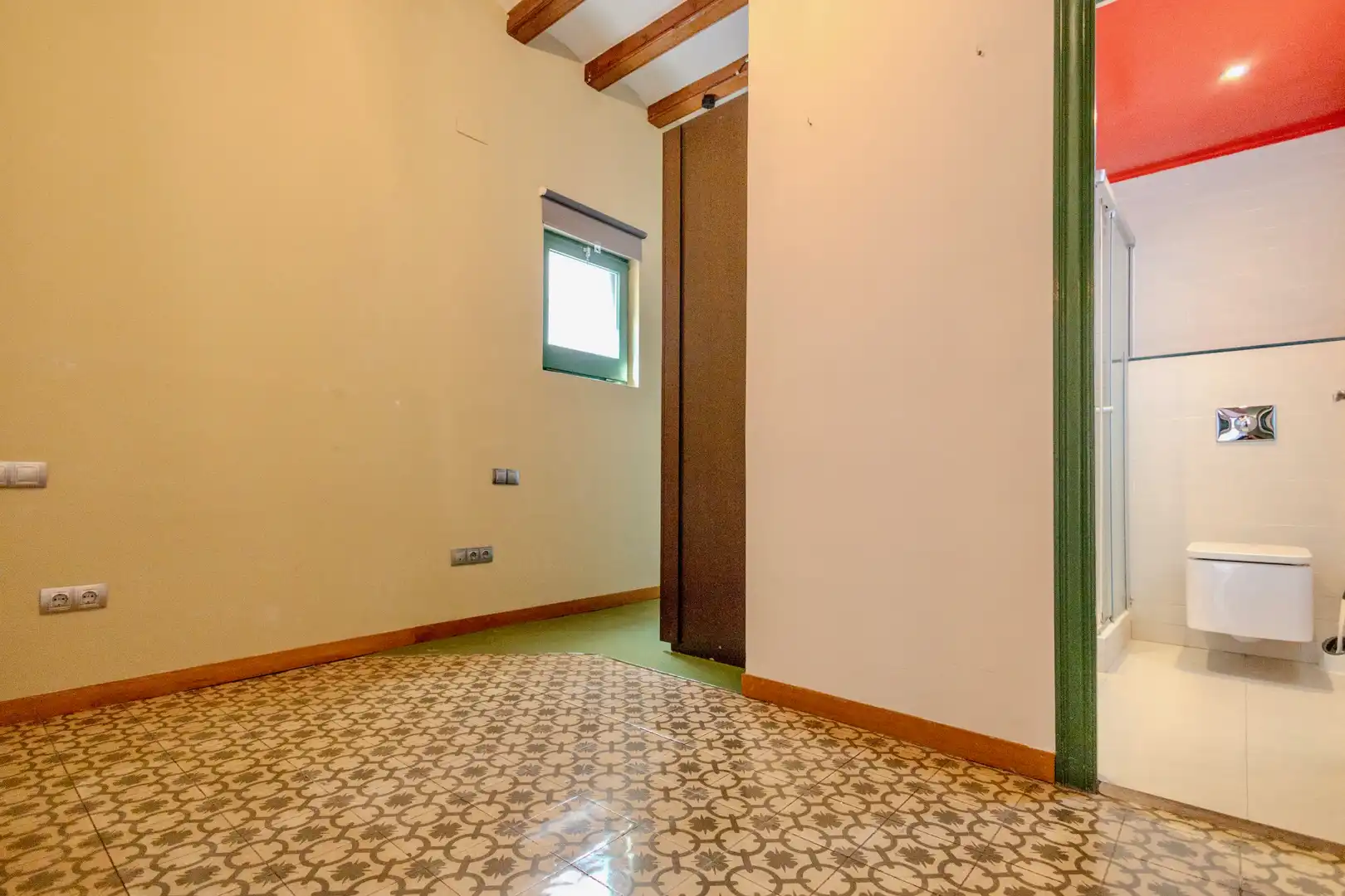 Piso en venta en Barcelona con Aire acondicionado, Calefacción y Horno