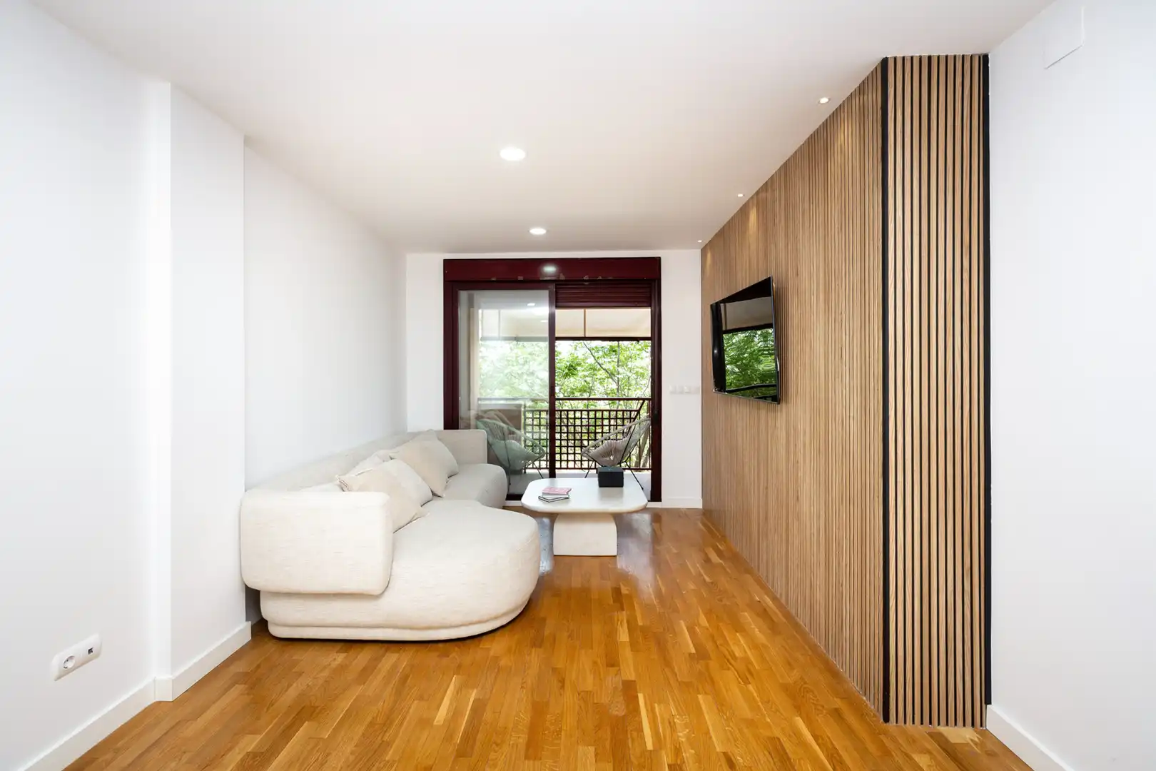 Sala de estar de Piso de alquiler en Granada con Calefacción, Parquet y Terraza