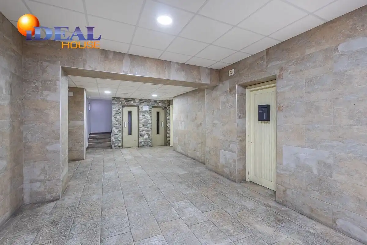 Study for sale in Urbanizacion SOLYNIEVE, 21, Zona media