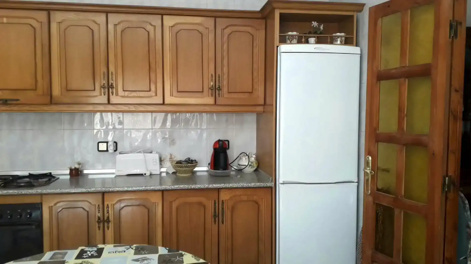 Cocina de Piso en venta en Fuente-Tójar con Jardín privado, Trastero y Amueblado