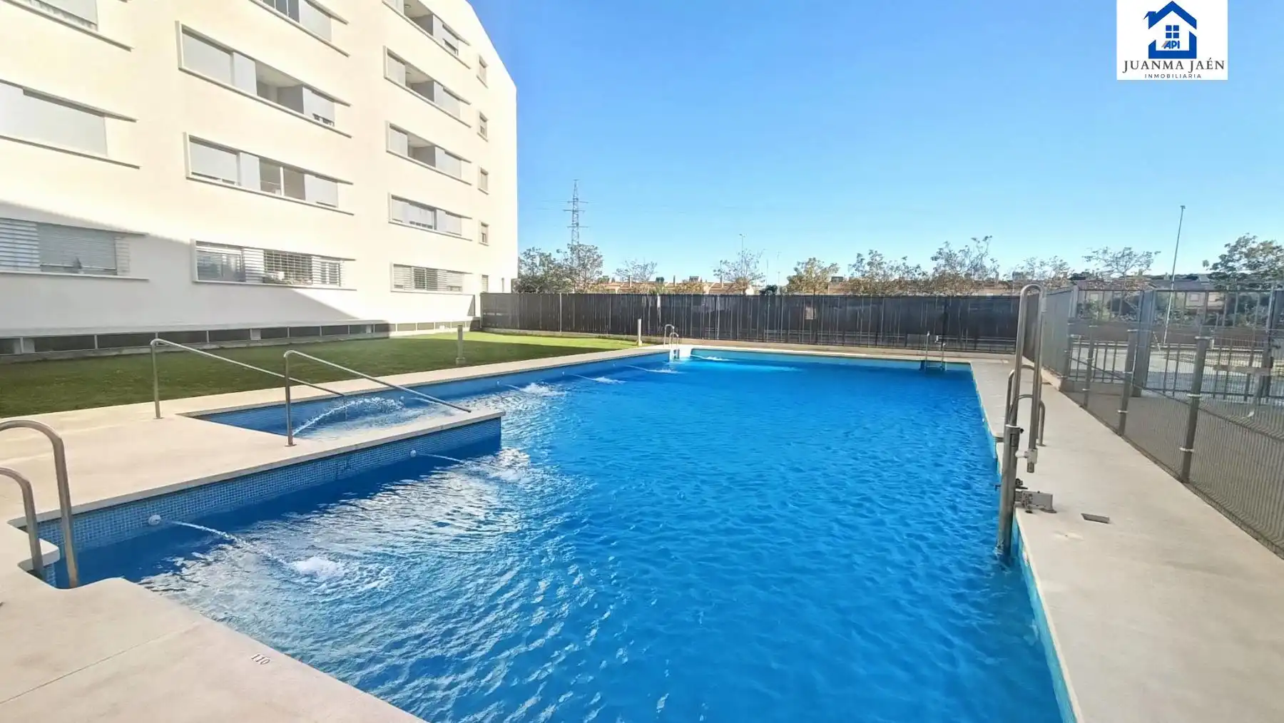 Appartamento con piscina in vendita a Centro