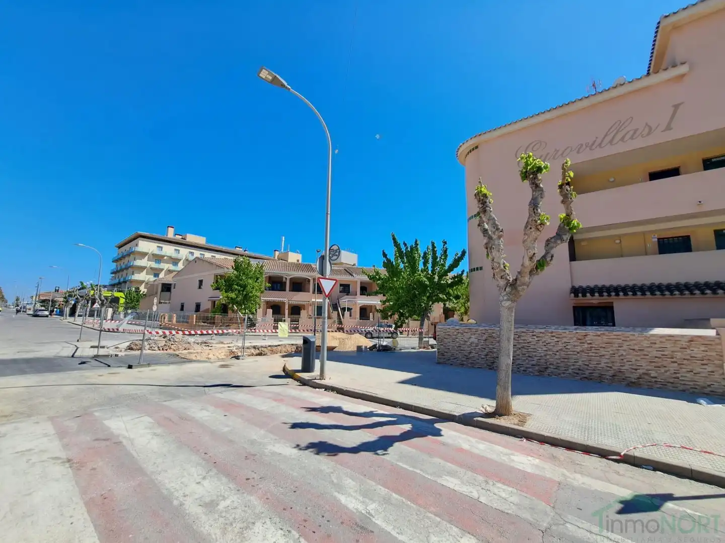 Vista exterior de Casa o xalet en venda en Los Alcázares amb Aire condicionat