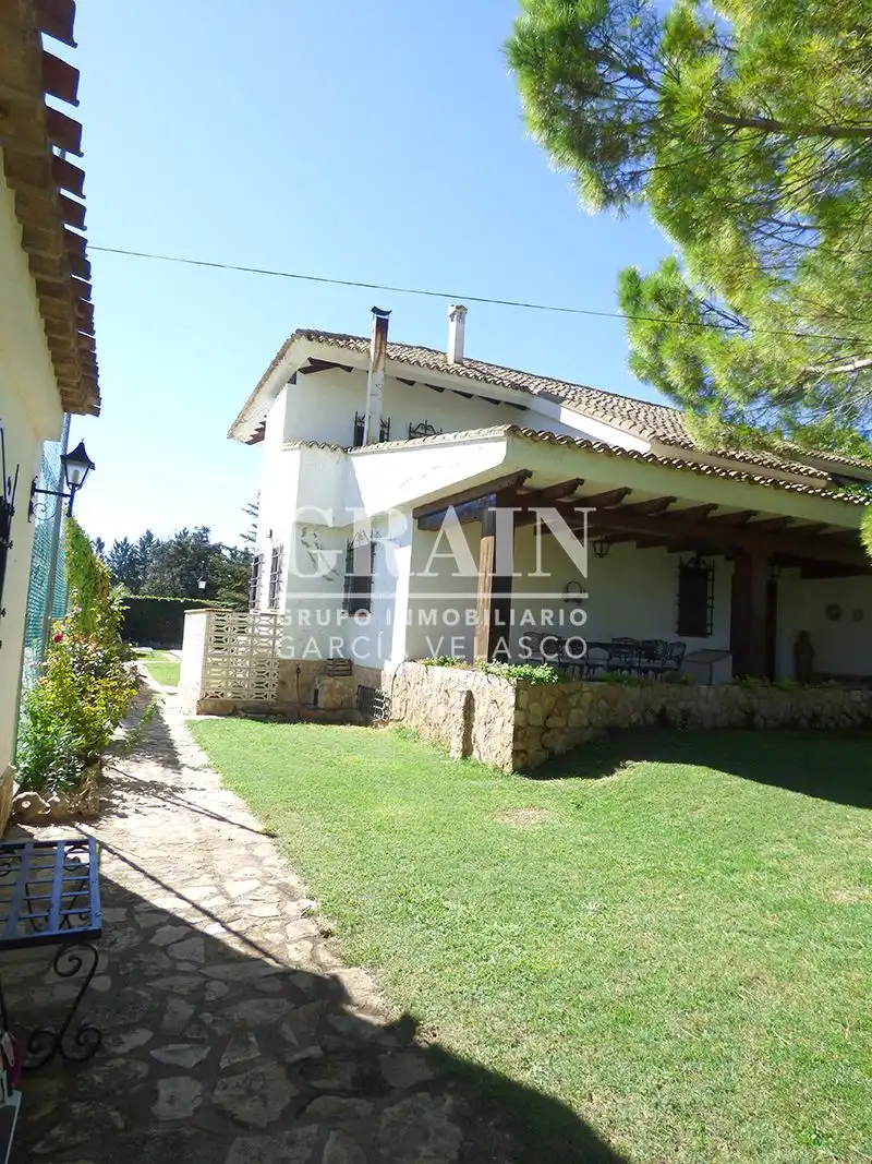 Garden of Houses for sale in Albacete  with Air Conditioner, Heating and Private garden