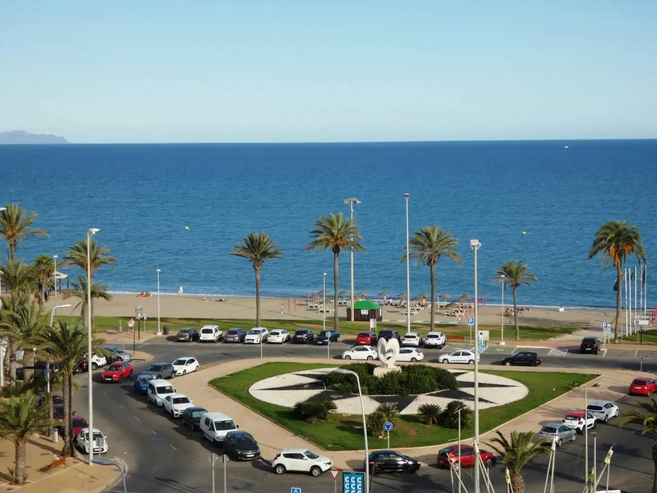 Flat with pool for sale in Avenida Mediterráneo, imagen 2