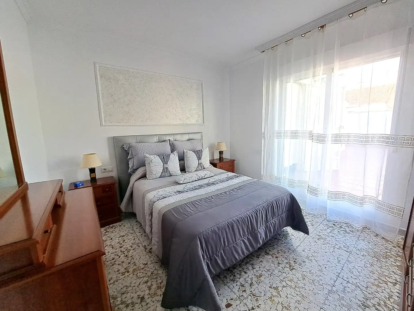 Dormitori de Casa adosada en venda en Fuente Vaqueros amb Terrassa i Moblat