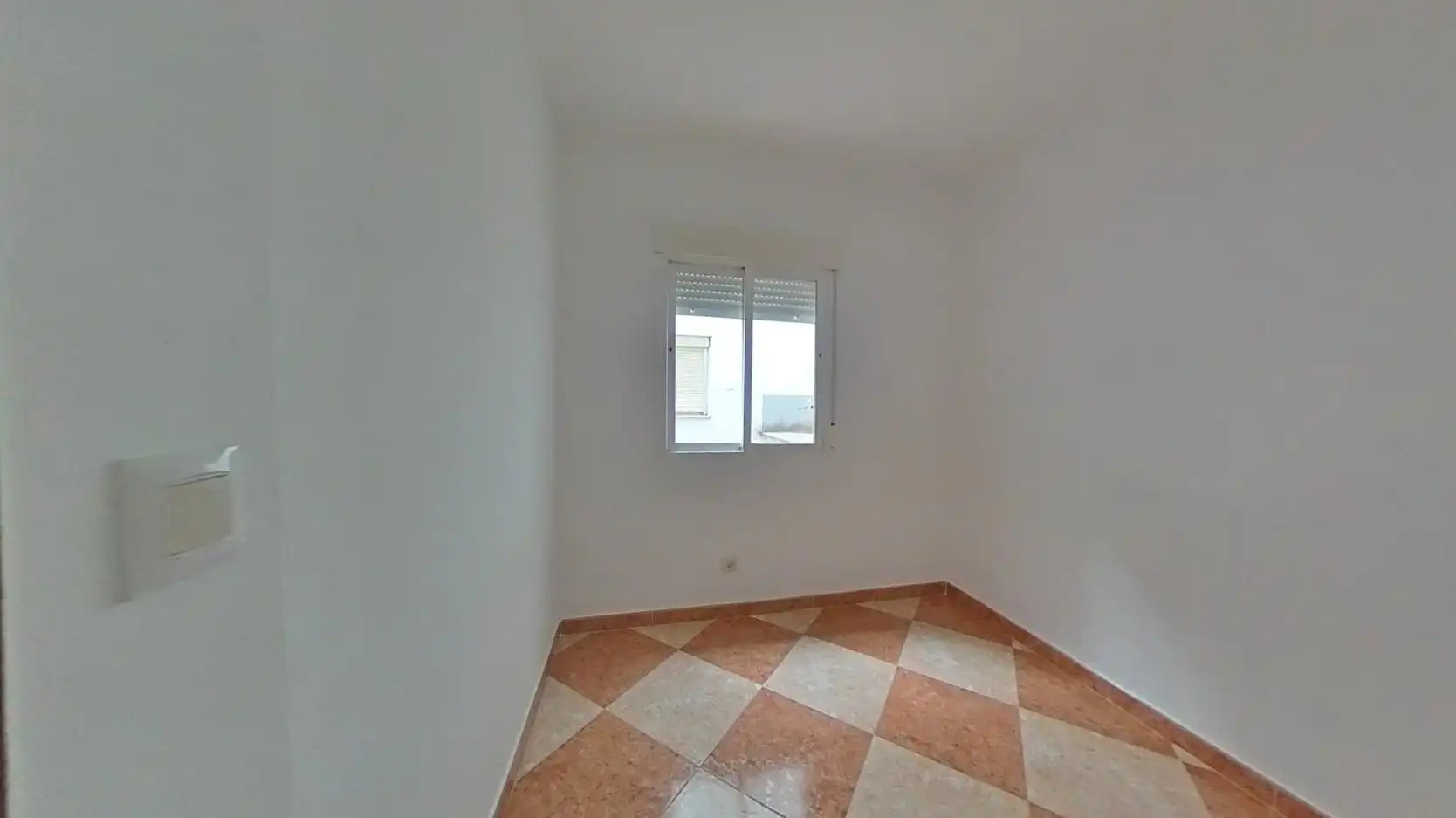 Habitación de Piso en venta en Madrid con Calefacción