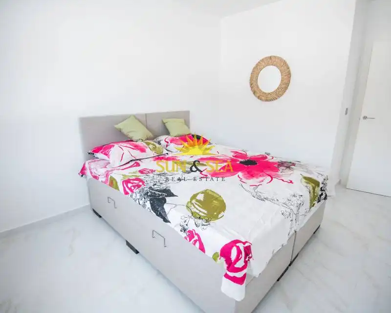 Villa avec piscine à vendre à El Pinar de Campoverde, imagen 22