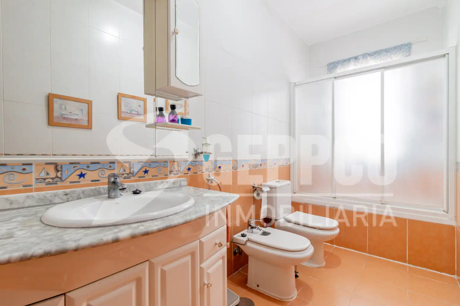 Bany de Casa o xalet en venda en Santa Cruz del Retamar amb Aire condicionat, Calefacció i Terrassa
