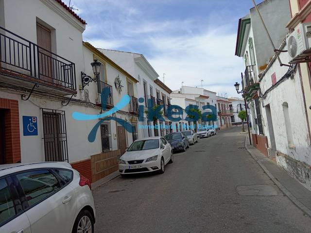 Casa adosada en Venta en Almonte ciudad