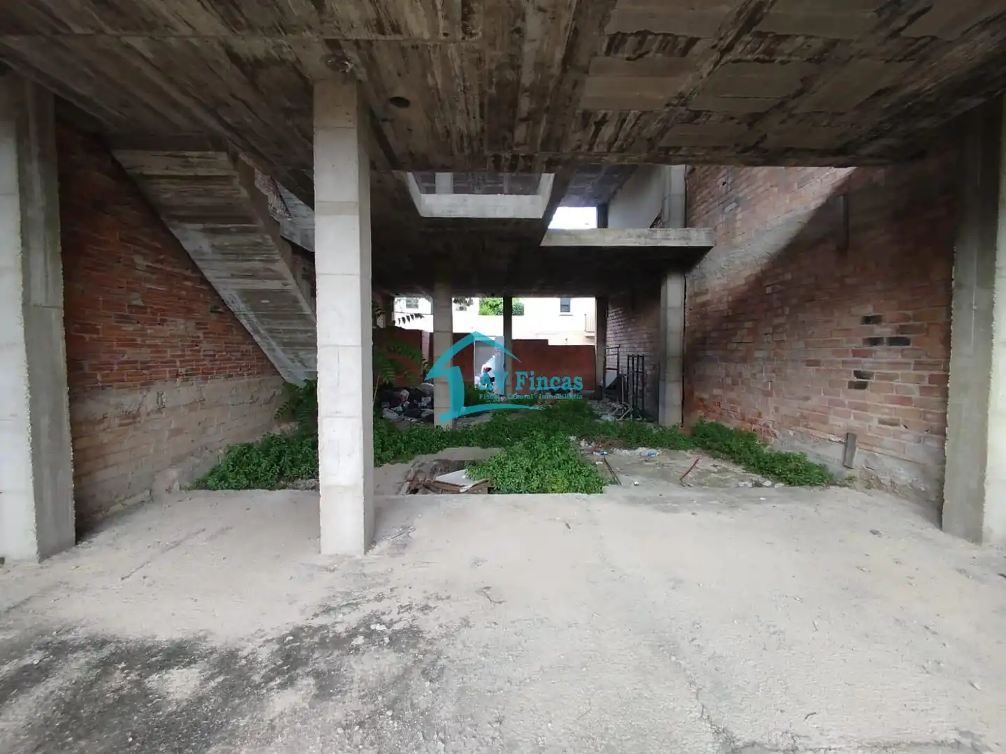 Edificio en venta en Esparreguera