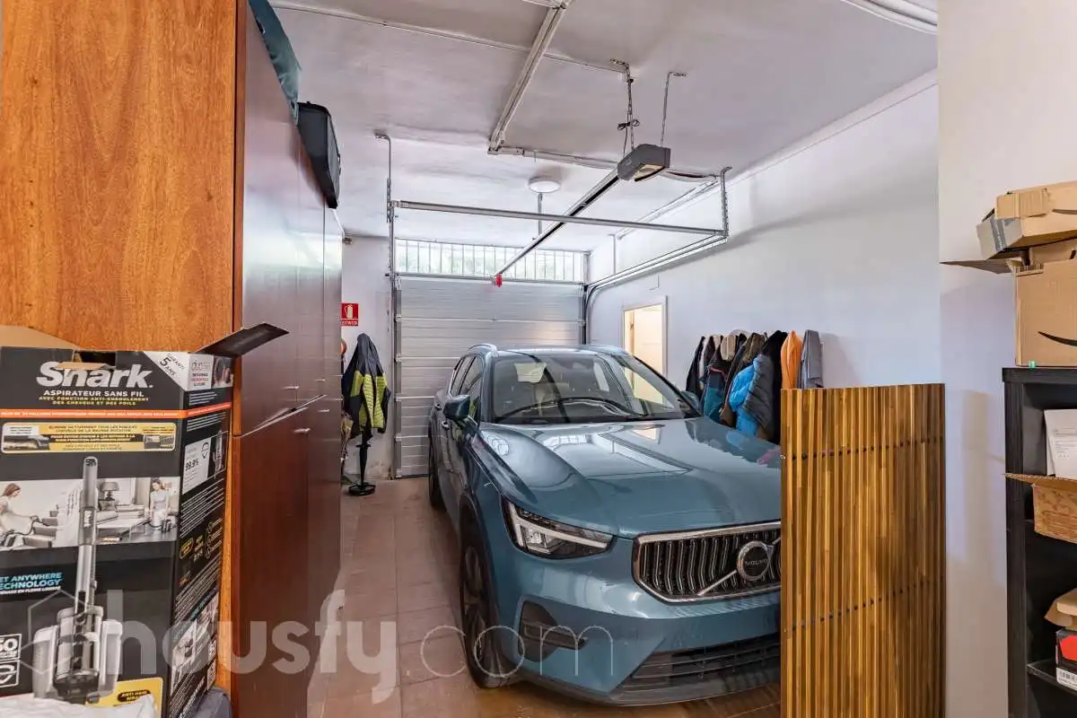 Parking de Casa o chalet en venta en Viladecans con Balcón