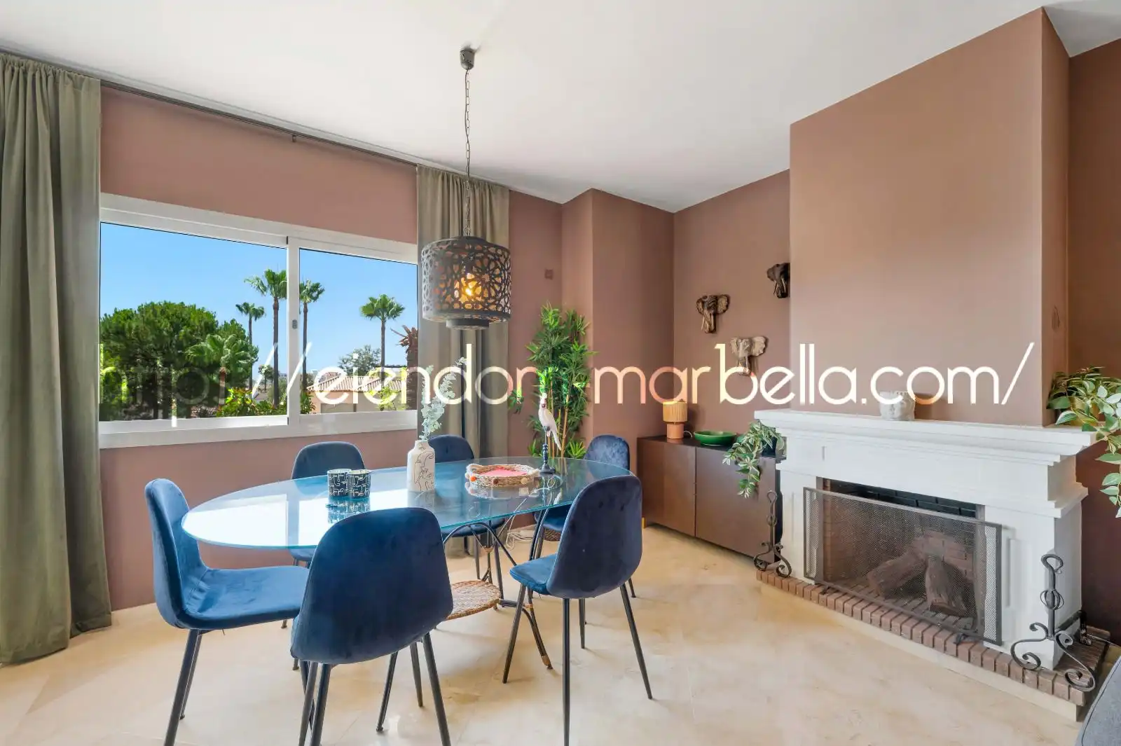 Esszimmer von Wohnungen zum Verkauf in Marbella mit Klimaanlage, Terrasse und Möbliert