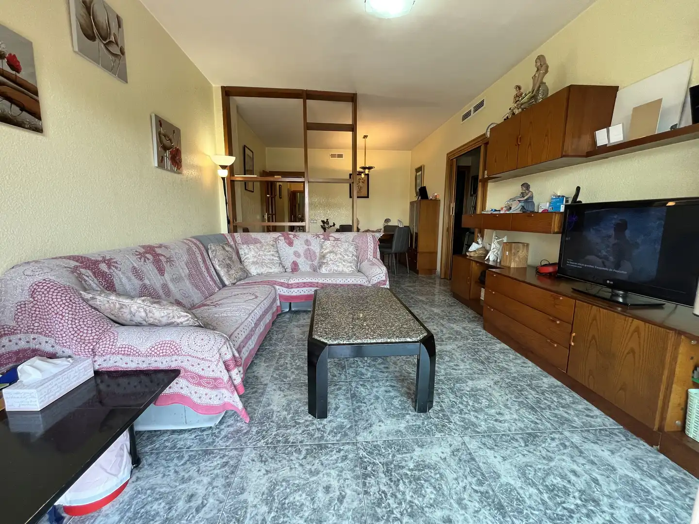 Living room of Flat for sale in Cornellà de Llobregat  with Heating and Swimming Pool