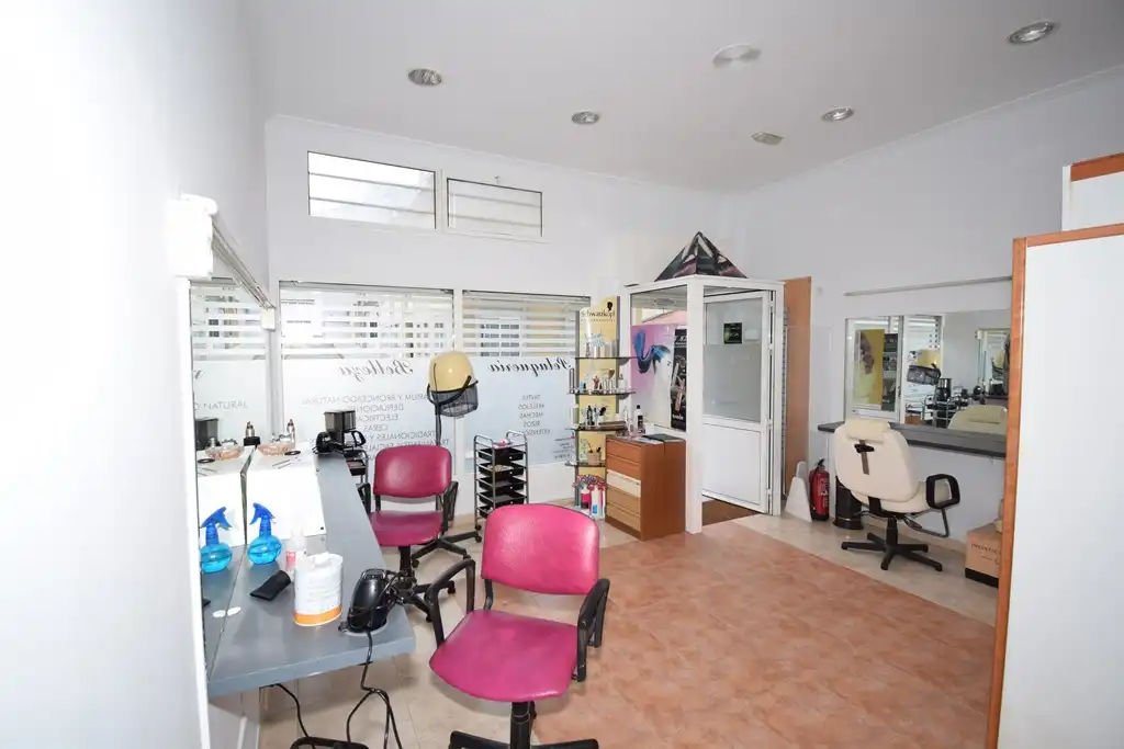 Local comercial en venta en Rúa Pontedeume 11