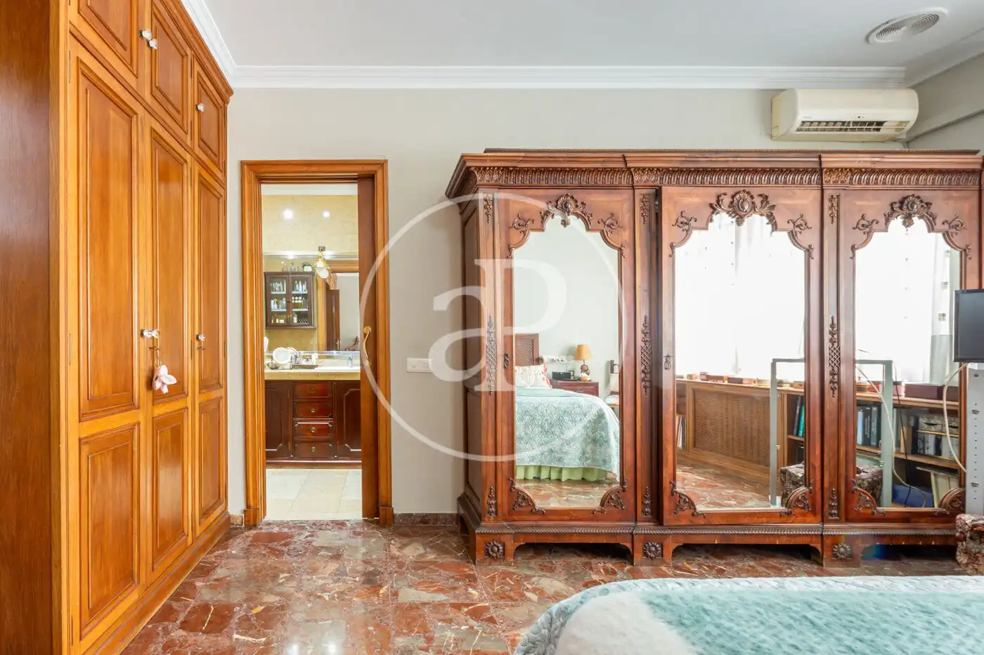 Habitación de Ático en venta en Valencia con Aire acondicionado, Calefacción y Terraza