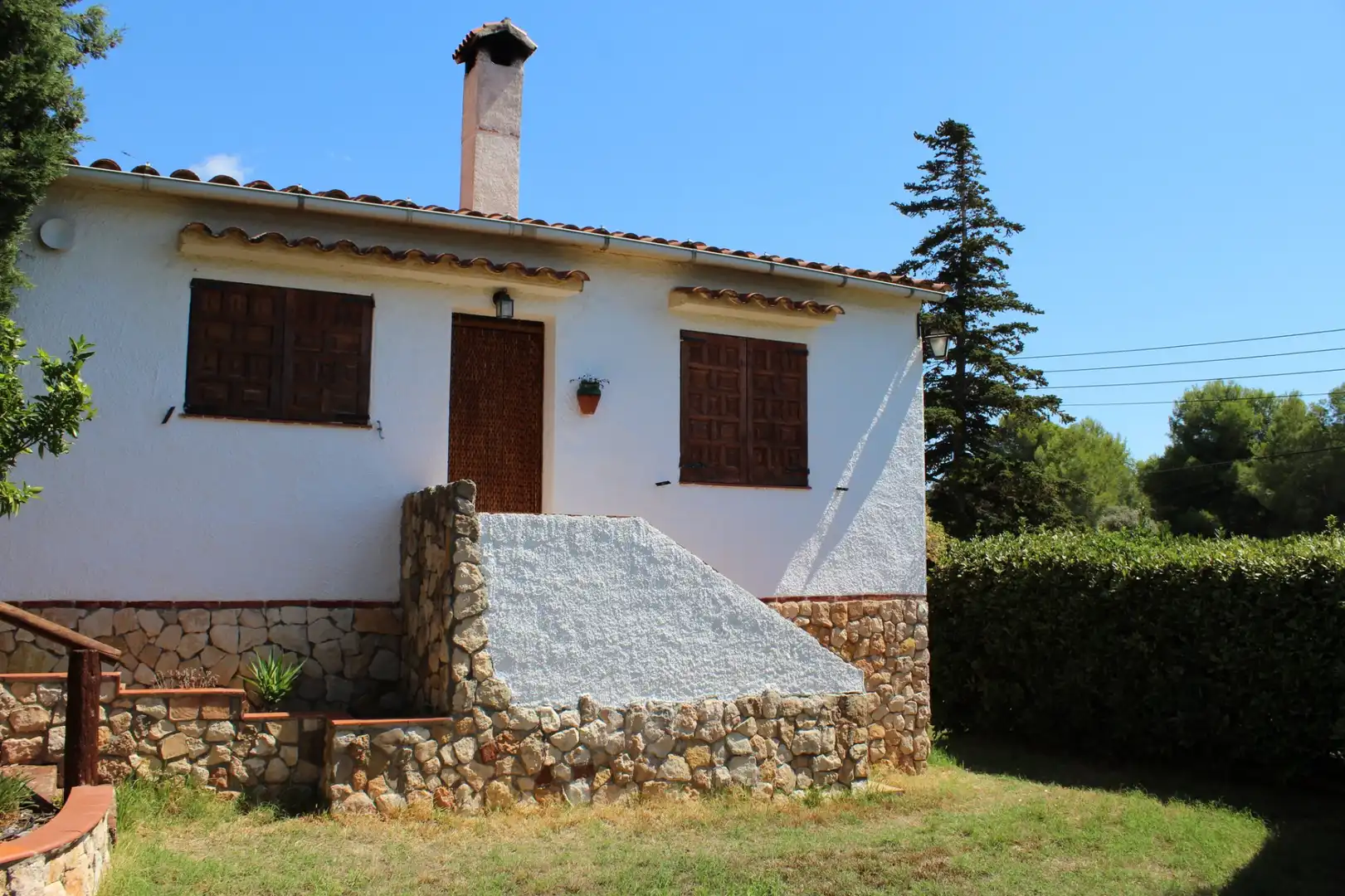 Vista exterior de Casa o chalet en venta en Vespella de Gaià con Jardín privado, Piscina y Amueblado