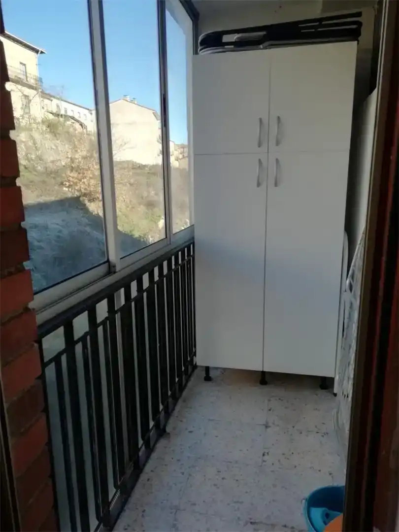Terrassa de Pis en venda en Quintanar de la Sierra amb Parquet, Moblat i Forn