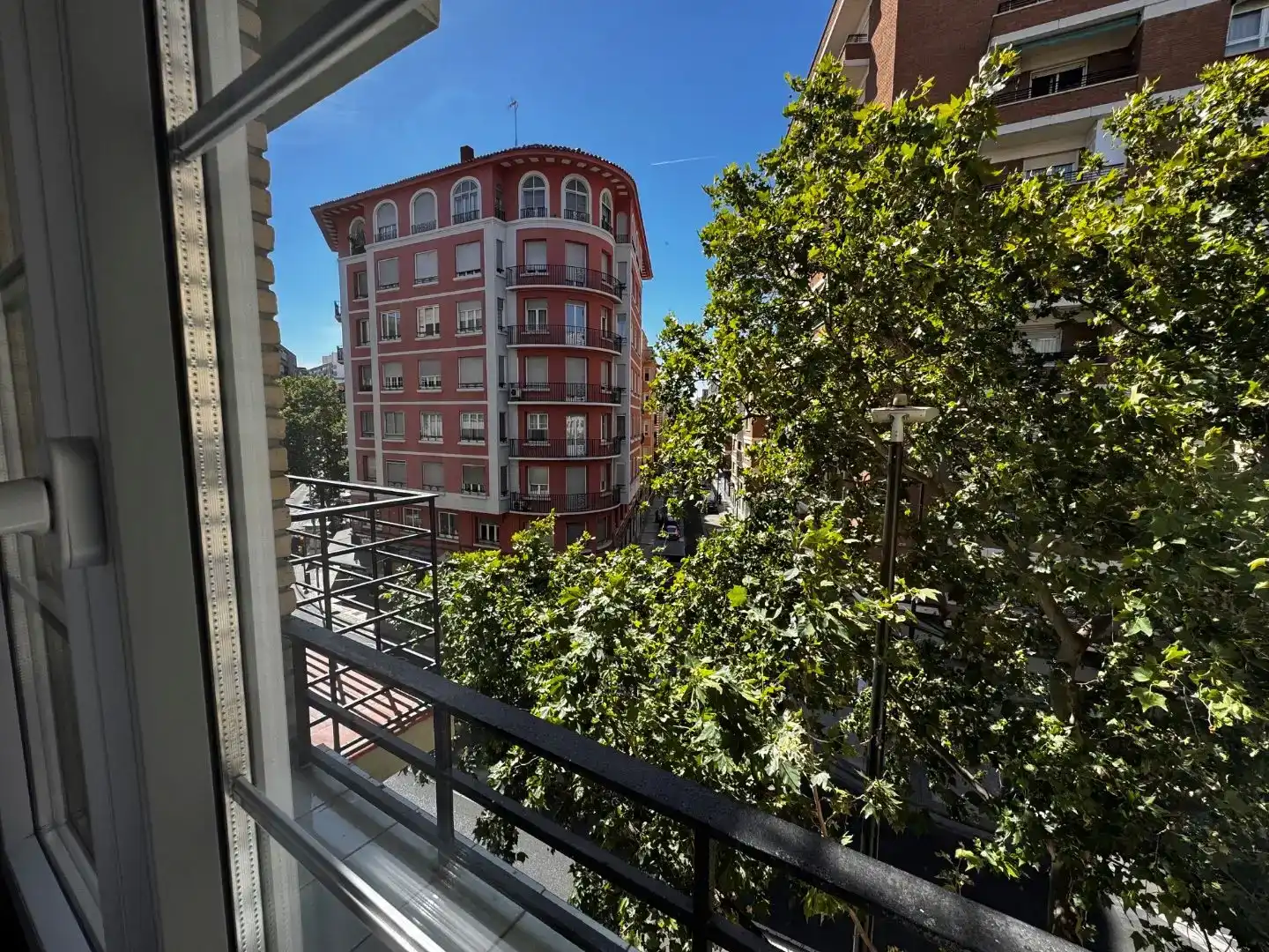 Vista exterior de Pis per a compartir en Centro