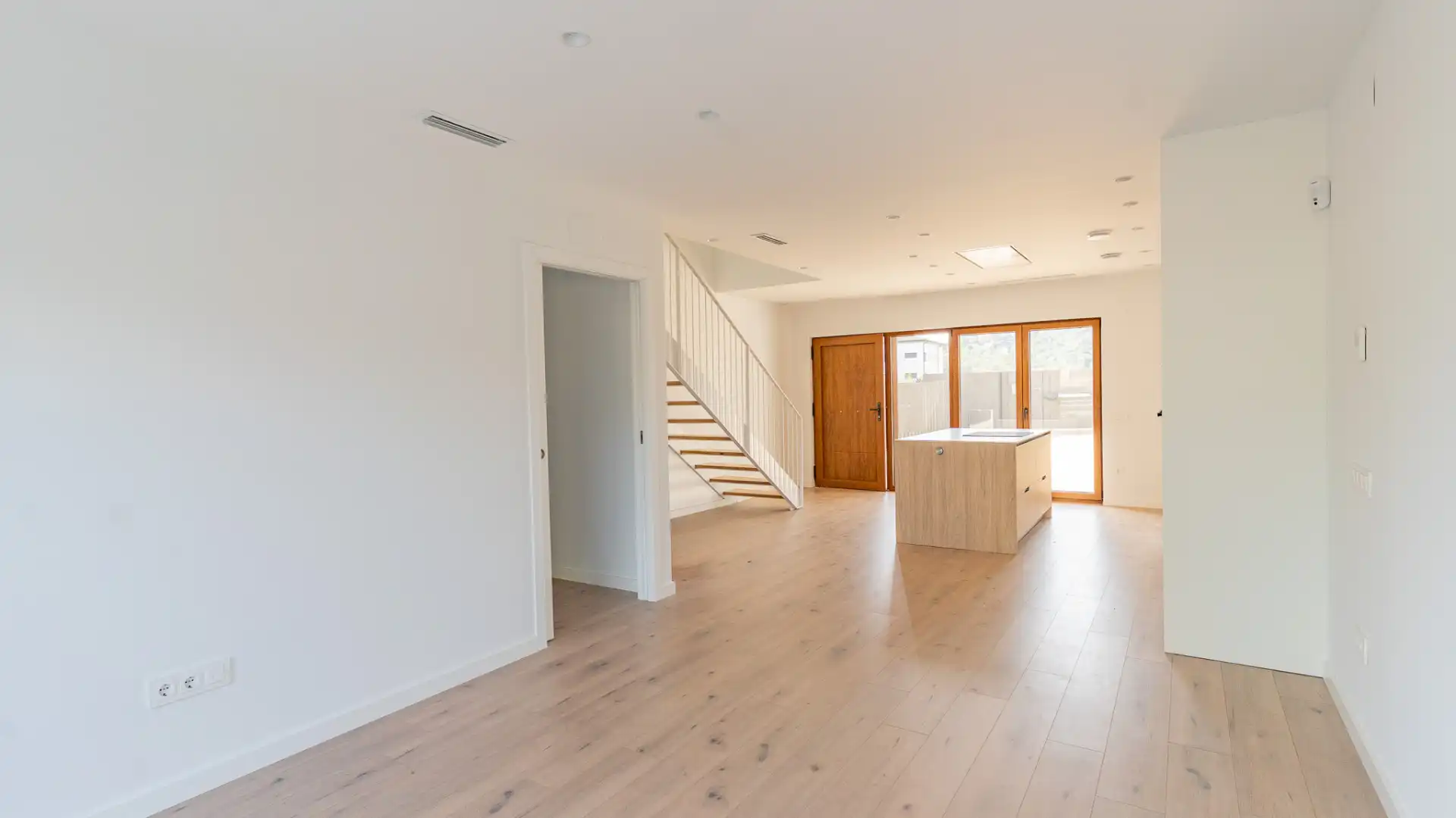 Casa amb jardí en venda a Carrer de Guifré el Pilós 26, imagen 10