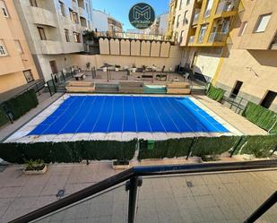 Piscina de Pis de lloguer en  Jaén Capital amb Aire condicionat, Calefacció i Piscina comunitària