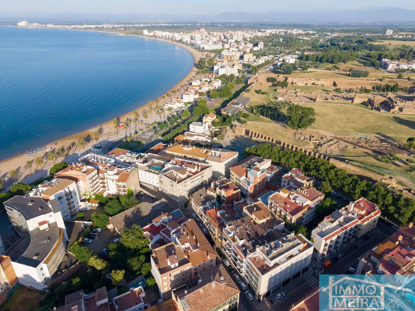 Vista exterior de Apartament en venda en Roses amb Aire condicionat, Calefacció i Terrassa