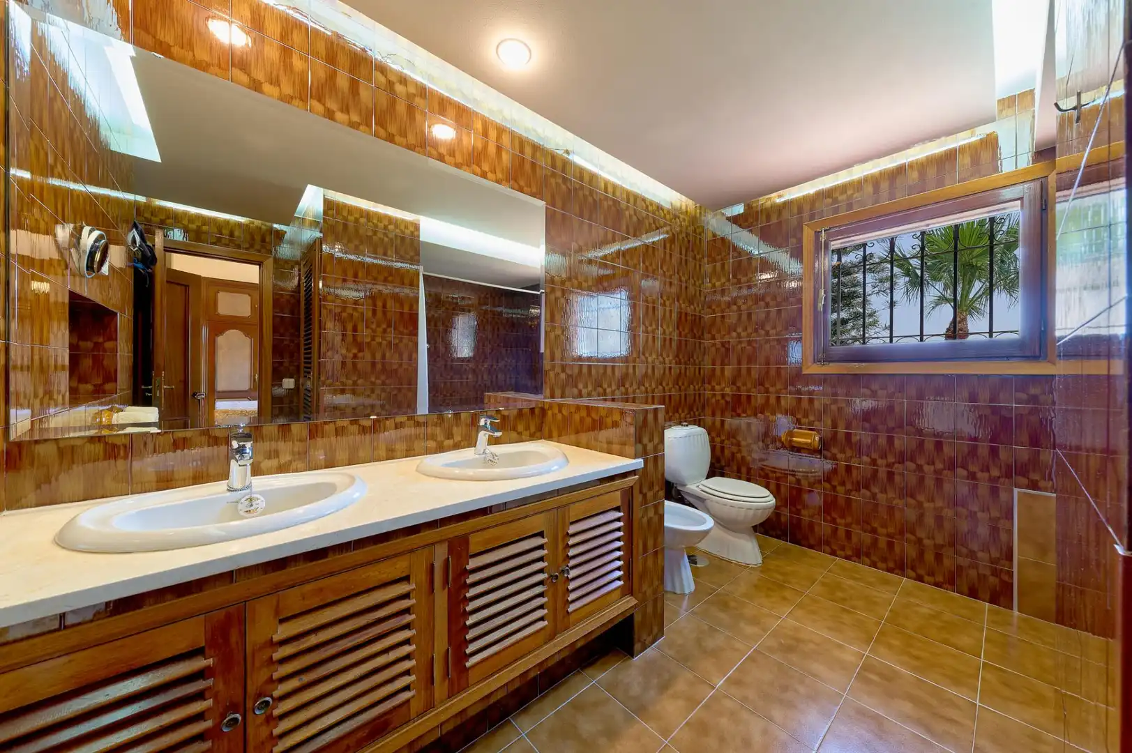 Bathroom of Houses for rent in Málaga  with Air Conditioner, Heating and Private garden