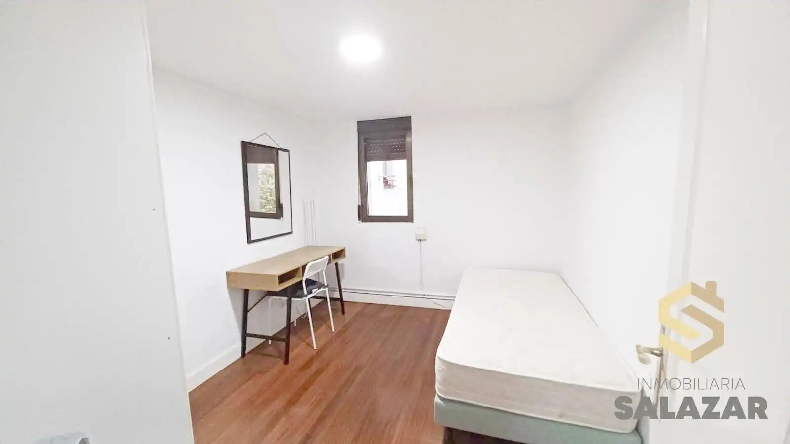 Bedroom of Flat for rent in Uribarri