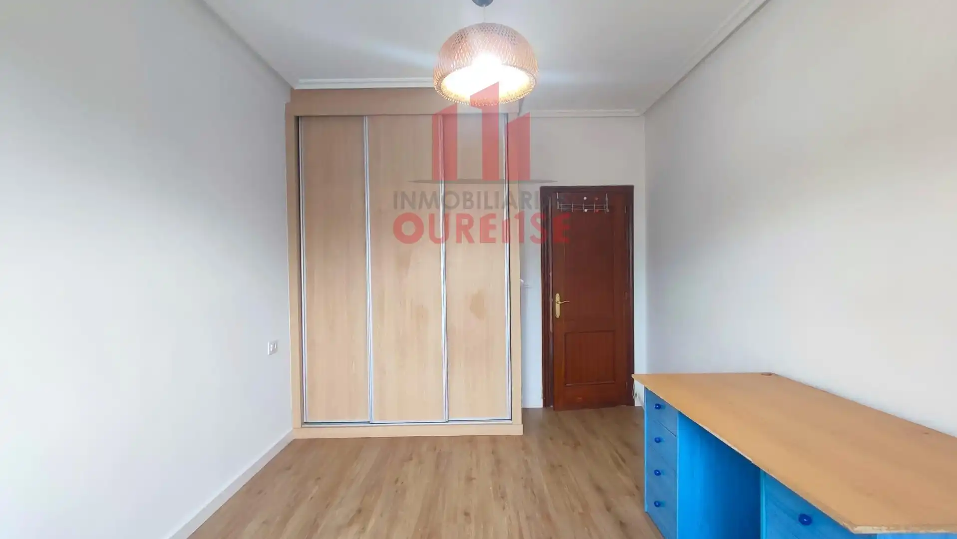 Piso de alquiler en Ourense Capital  con Amueblado