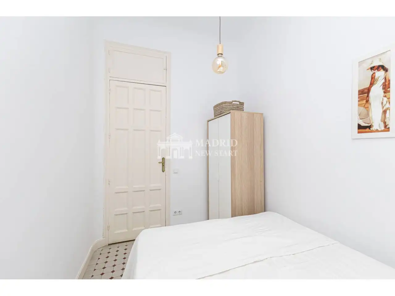 Bedroom of Flat for rent in Madrid  with Air Conditioner, Heating and Parquet flooring