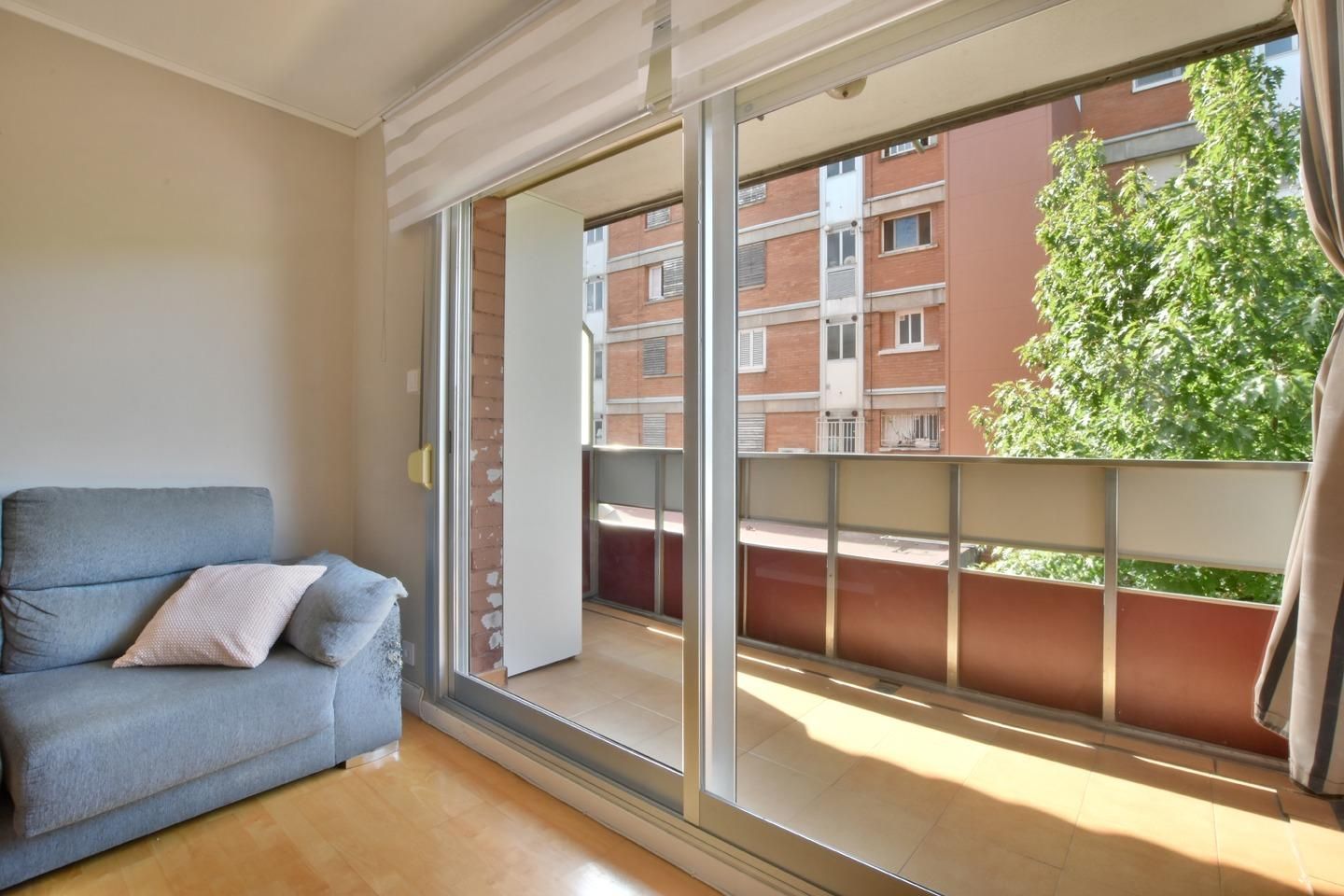 Habitación de Piso en venta en Terrassa con Calefacción, Parquet y Balcón